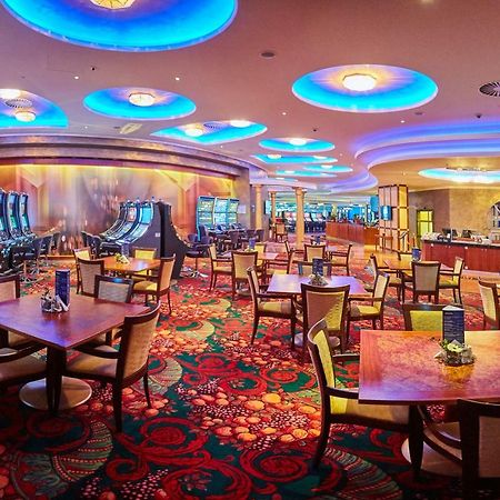 Casino&Hotel Admiral Alzbetin Zelezna Ruda Ngoại thất bức ảnh